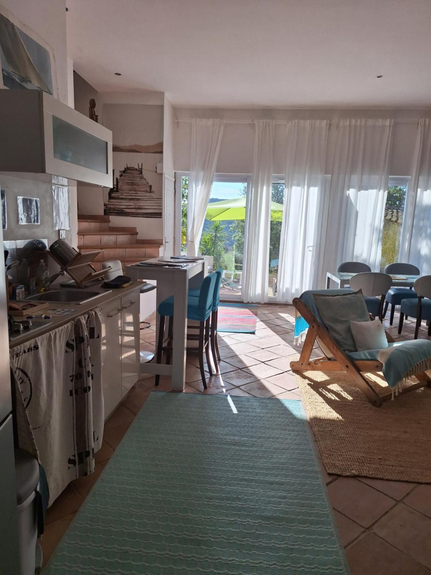 Des Delices Bed & Breakfast *